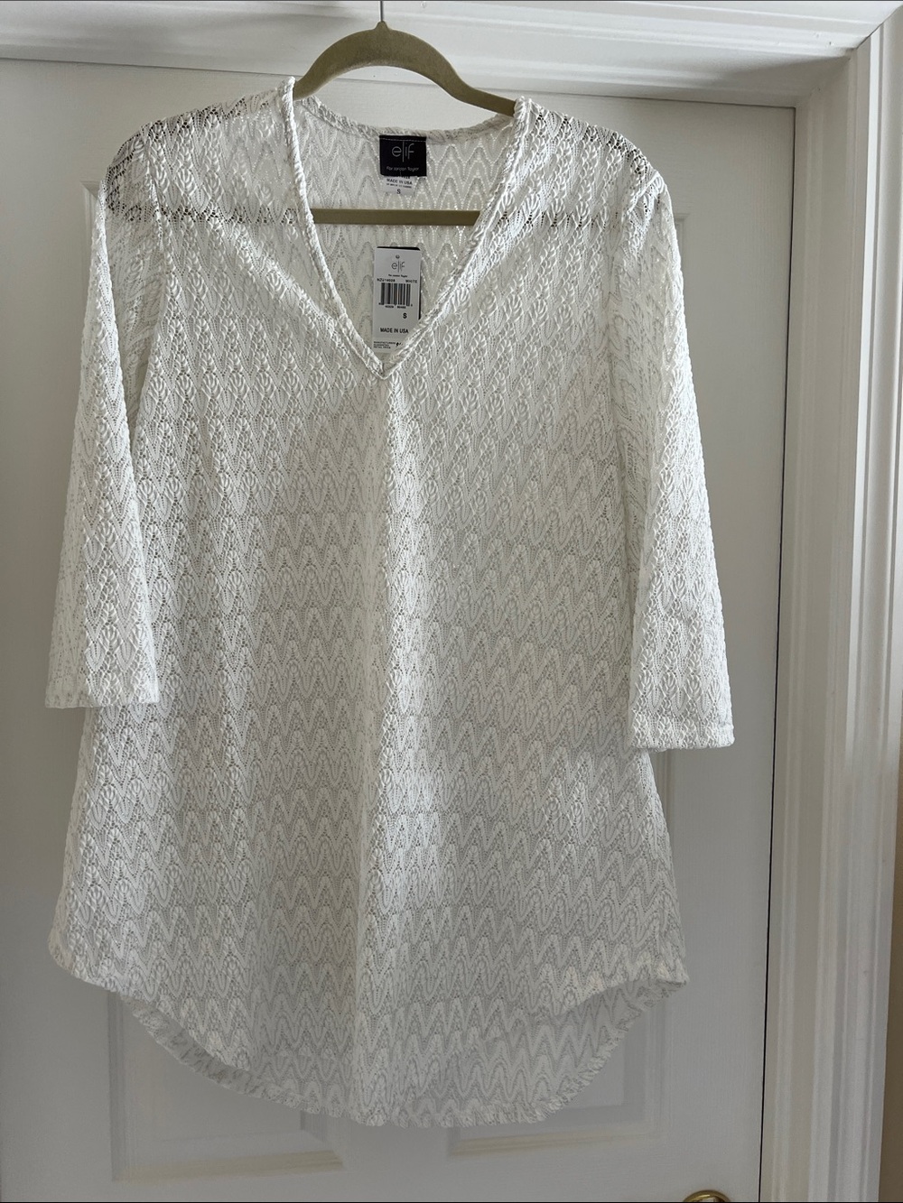 Elif by Jordan Taylor White V-Neck Lace Tunic